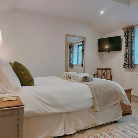 Bed & Breakfast The Larch 3*